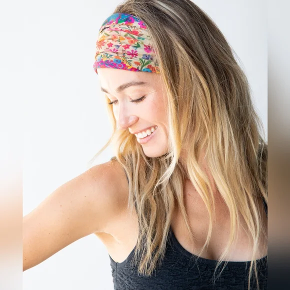 NATURAL LIFE Vibrant Floral Strapless Crop Top/headband - Picture 2 of 5